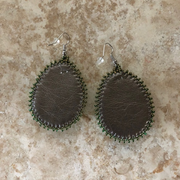 Seed Bead Earrings - Picture 6 of 8